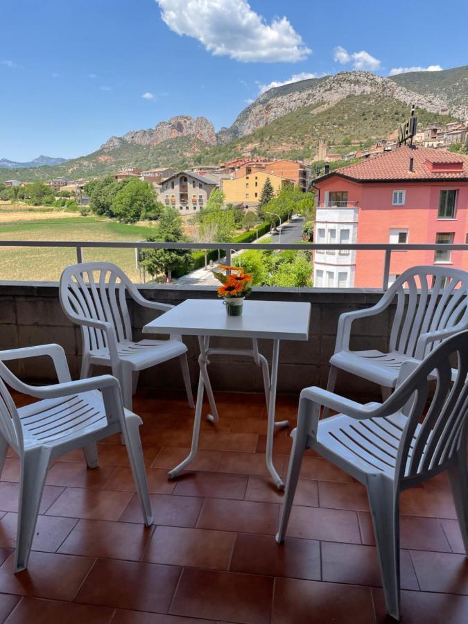 Apartamento Con Estupendas Vistas A Coll de Nargó المظهر الخارجي الصورة